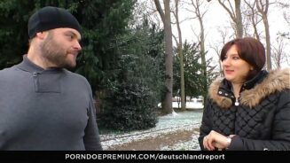 DEUTSCHLAND REPORT - Deutscher Porno mit Amateur Pärchen Melanie E. und Stephan E