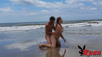 sexo em praia